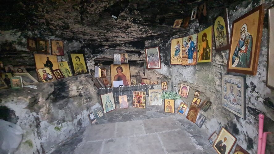 Художник на Кипре объявил голодовку из-за угрозы коммерциализации исторической церкви