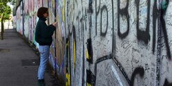 Центр Лимассола очистят от граффити