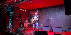 Андрей Алексин - автор хитов Аллегровой и Киркорова написал песню про Кипр