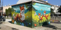 В Лимассоле унылые трансформаторные будки украсили граффити