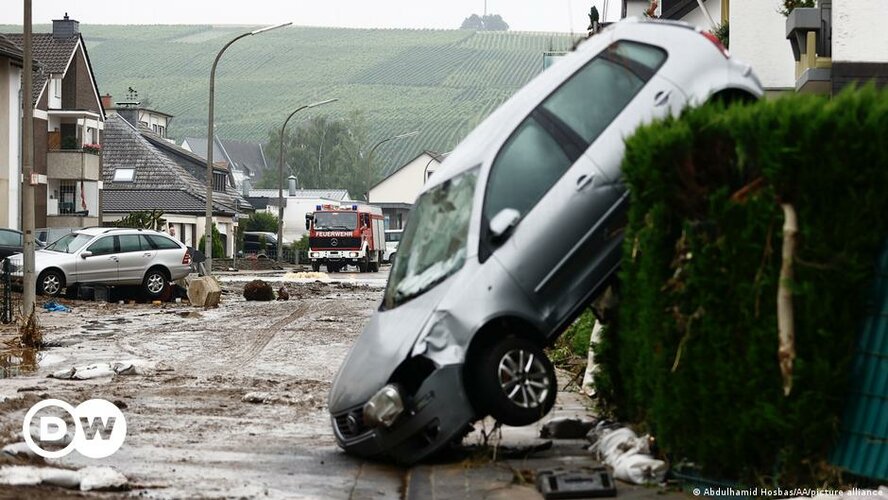 Наводнение в Германии. 103 человека погибло, сотни пропали без вести
