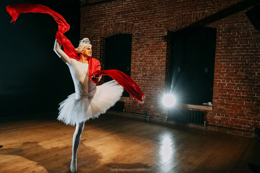 25 мая в Лимассоле состоится моноспектакль “Бешеная балерина” по пьесе Григория Константинопольского