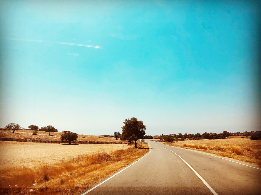 Travel Tales — уникальная фотовыставка в Лимассоле Travel Tales — уникальная фотовыставка в Лимассоле