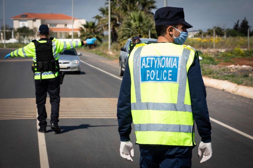 Полиция Кипра усилит проверки на дорогах в Чистый понедельник