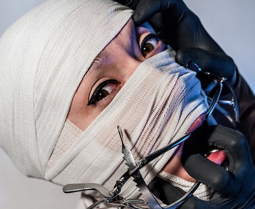 Альтернативное кабаре Venus in Furs — самое провокационное шоу года на Кипре