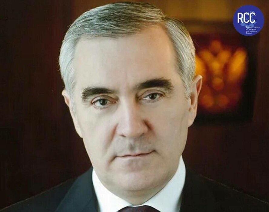 Президент России наградил Посла Российской Федерации в Республике Кипр Мурата Зязикова Орденом Почёта
