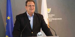 В окружении президента Кипра выявлен инфицированный COVID-19