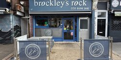Рыбный ресторан Brockley’s Rock, принадлежащий киприотам, вошел в десятку лучших в Великобритании