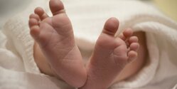 Новорожденных на оккупированных территориях Кипра отравили алкоголем