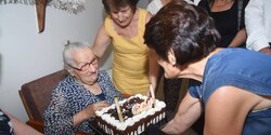 Долгожители Кипра: бабушка Мария из Айя-Напы отметила свое 100-летие