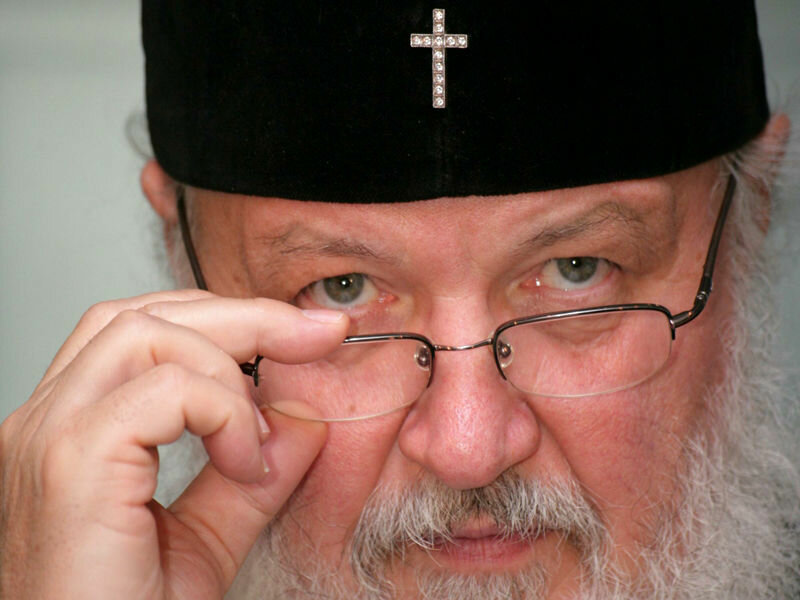 Патриарх Кирилл против использования иностранных выражений и модного сленга в российских СМИ