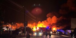 В Лимассоле ночью произошел крупный пожар на складе бумажной фабрики