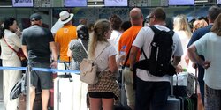 В аэропортах Ларнаки и Пафоса вырос трафик