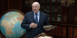 Лукашенко похвастался, что в Беларуси начали производить свой коньяк