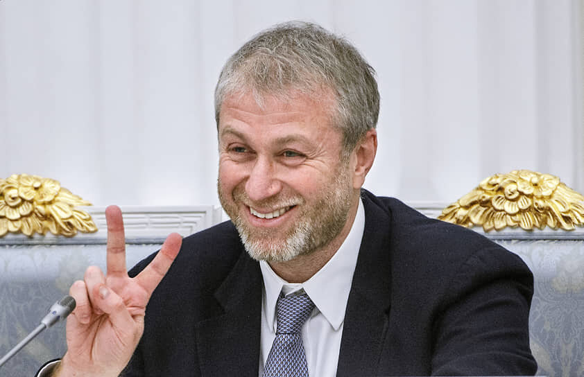 Олигарх Роман Абрамович уклонялся от уплаты налогов с помощью компаний на Кипре Олигарх Роман Абрамович уклонялся от уплаты налогов с помощью компаний на Кипре