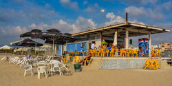 Общественный городской пляж Фарос в Пафосе