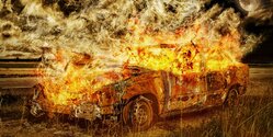 Несколько машин сгорело при пожаре под Никосией