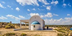 На крестинах в Каво Греко у гостей обчистили машины