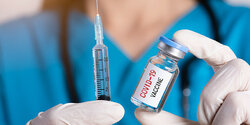 Даже вакцинированные люди могут заразиться коронавирусом