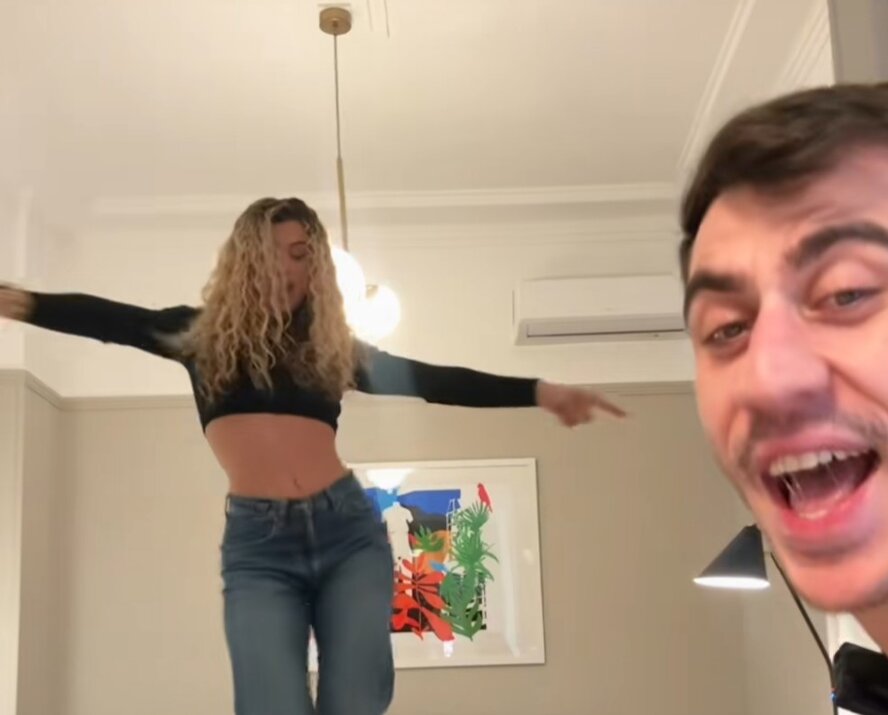 Фидиас Панайоту исполнил танец с представительницей Кипра на Евровидении - Антигони