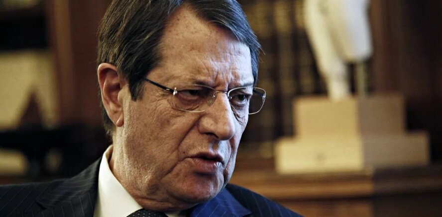Президент Кипра призвал всех срочно привиться!