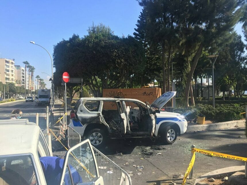 30-летний киприот по пьяни сжег полицейскую машину в Платресе
