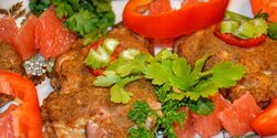 Полезная кухня Кипра. Нежная запеченная куриная грудка в маринаде из сочной кипрской хурмы
