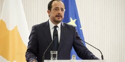 Президент Кипра отдаст свою пенсию домам престарелых