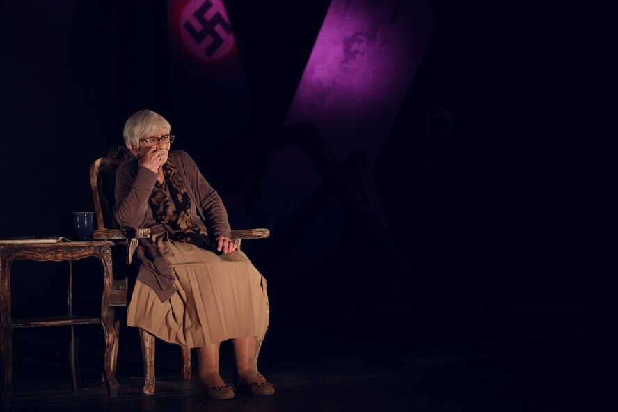 На сцену театра в Никосии возвращается «Немецкая жизнь»