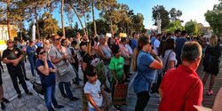​В Пафосе прошел очередной митинг против принудительной вакцинации