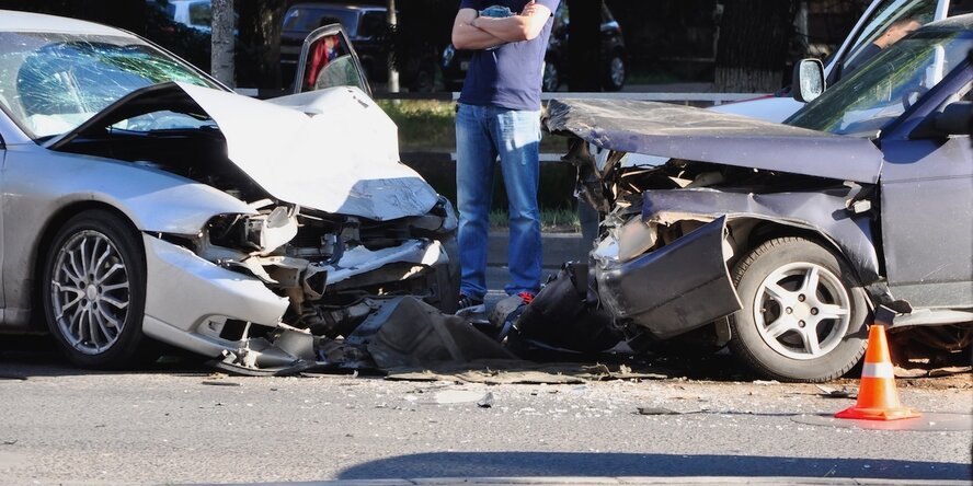 Сотрудник полиции погиб на Кипре при попытке убрать пешехода с дороги