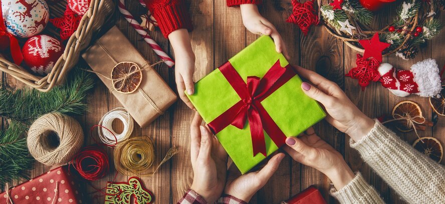 5 классных идей, что подарить на Рождество и Новый год на Кипре близким и друзьям