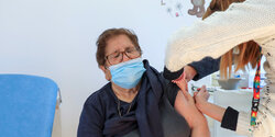 Коронавирус на Кипре: люди старше 70 лет могут сделать третью дозу прививки