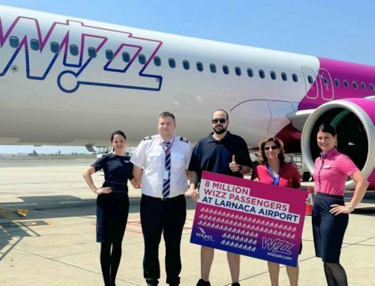 Компания Wizz Air перевезла 8 миллионов пассажиров в аэропорт Ларнаки и обратно Компания Wizz Air перевезла 8 миллионов пассажиров в аэропорт Ларнаки и обратно