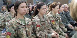Первая женщина выразила желание стать добровольцем Национальной гвардии Кипра