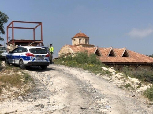 Кипрские полицейские стали свидетелями чудесного исчезновения верующих-нарушителей