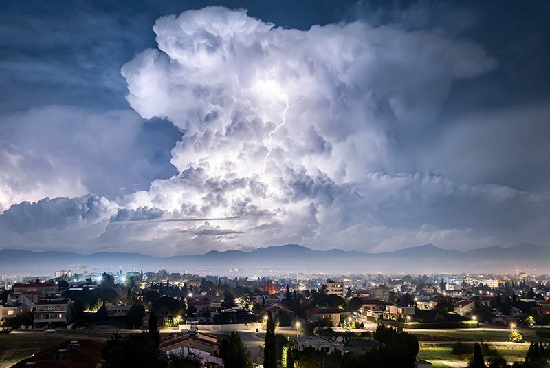 Кипр встретит Новый год штормами