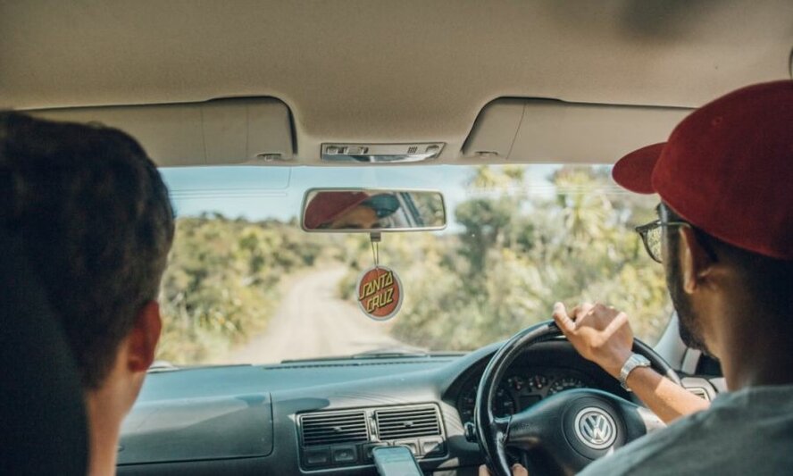 «Возвращайся в свою страну»: на Кипре разгорелся скандал на экзамене по вождению