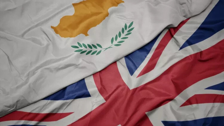 Никосия выразила недовольство Лондону по вопросу использования баз на острове