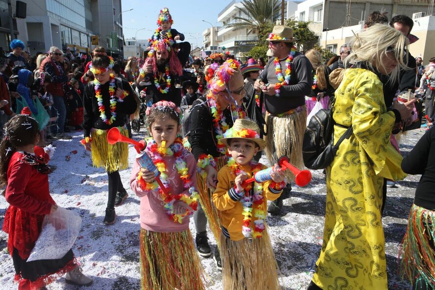 В Лимассоле состоялся детский карнавальный парад