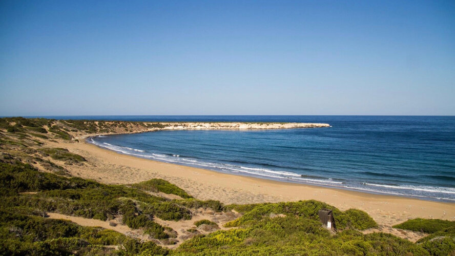 Кипрский пляж Лара вошел в десятку лучших уединенных пляжей Европы