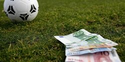 Кипрские футбольные клубы лишились финансирования