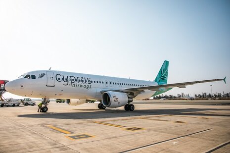 Рейс авиакомпании Кипрские авиалинии задержан в Париже из-за технической неисправности