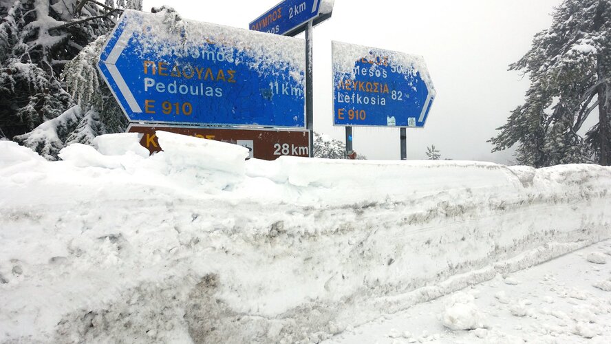 Правоохранительные органы находятся в повышенной готовности из-за снегопадов в Троодосе