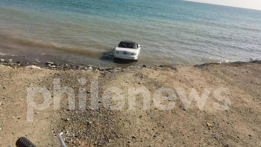В Лимассоле мужчина столкнул автомобиль в море и скрылся