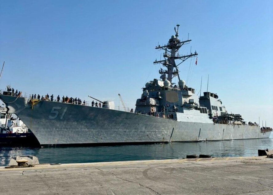 Американский авианосец USS Arleigh Burke прибыл в Ларнаку Американский авианосец USS Arleigh Burke прибыл в Ларнаку