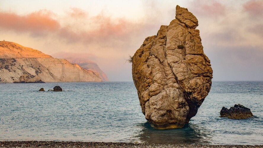 Кипр и Греция в Топ-10 туристических направлений 2023 года