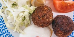 Мясные кефтедес - забытый рецепт старого Кипра