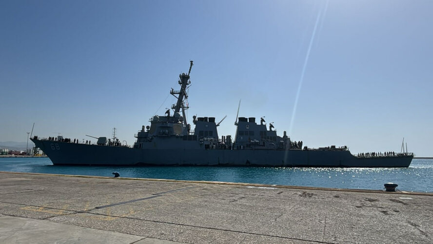 Американский эсминец USS The Sullivans прибыл в порт Лимассола Американский эсминец USS The Sullivans прибыл в порт Лимассола