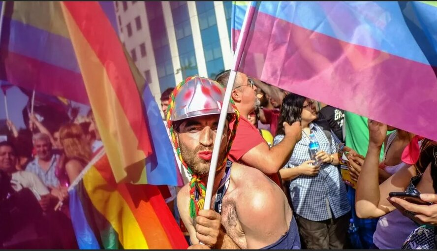 Гей-парад торжественно возвращается на Кипр после пандемии